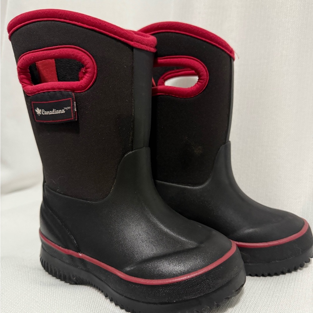 Canadiana Kids Black and Red Boots